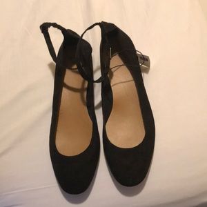NWT GAP Black Ankle Strap Flats, Size 9